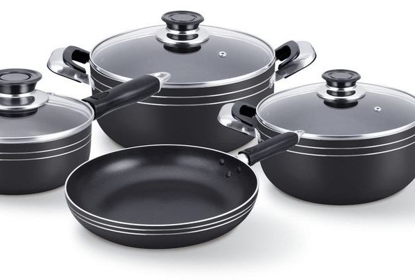 JGO. DE OLLAS 7 PCS NEGRO INDUCCION ROYAL